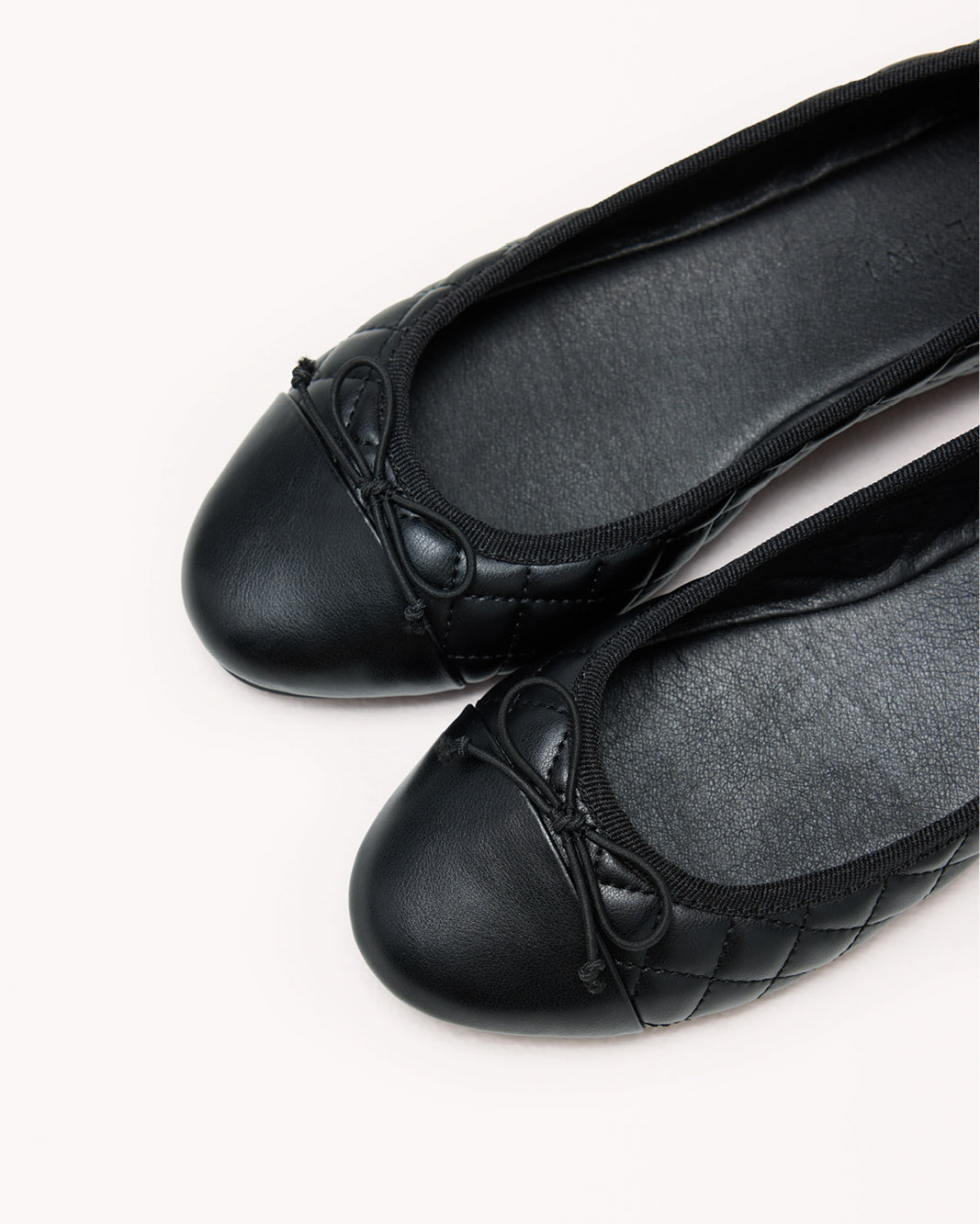 CHRISTINE - BLACK-Flats-Billini-Billini