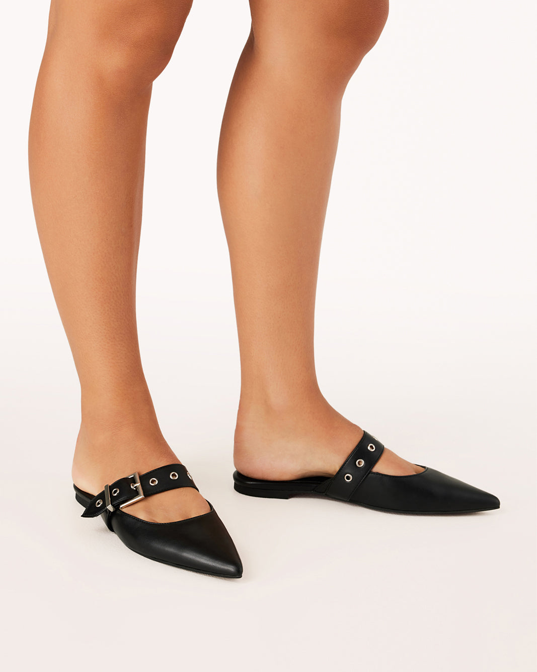 HALSY - BLACK-Flats-Billini-Billini