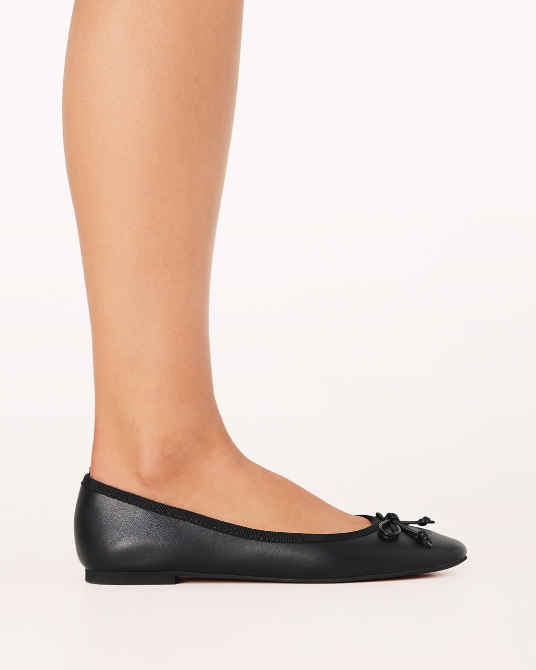 ISAIAH - BLACK-Flats-Billini-Billini